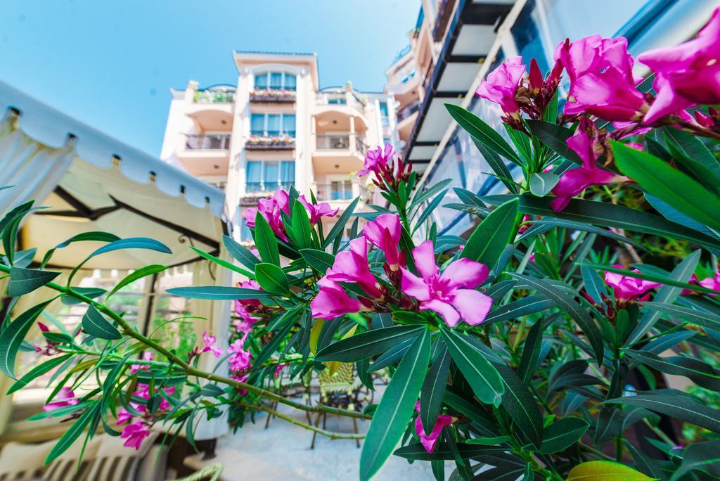 Romance Marine Aparthotel Sunny Beach Ngoại thất bức ảnh